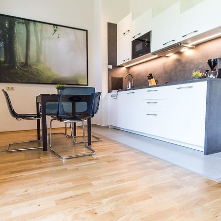 וינה Apartmenthaus Hietzing I Contactless Check-In מראה חיצוני תמונה